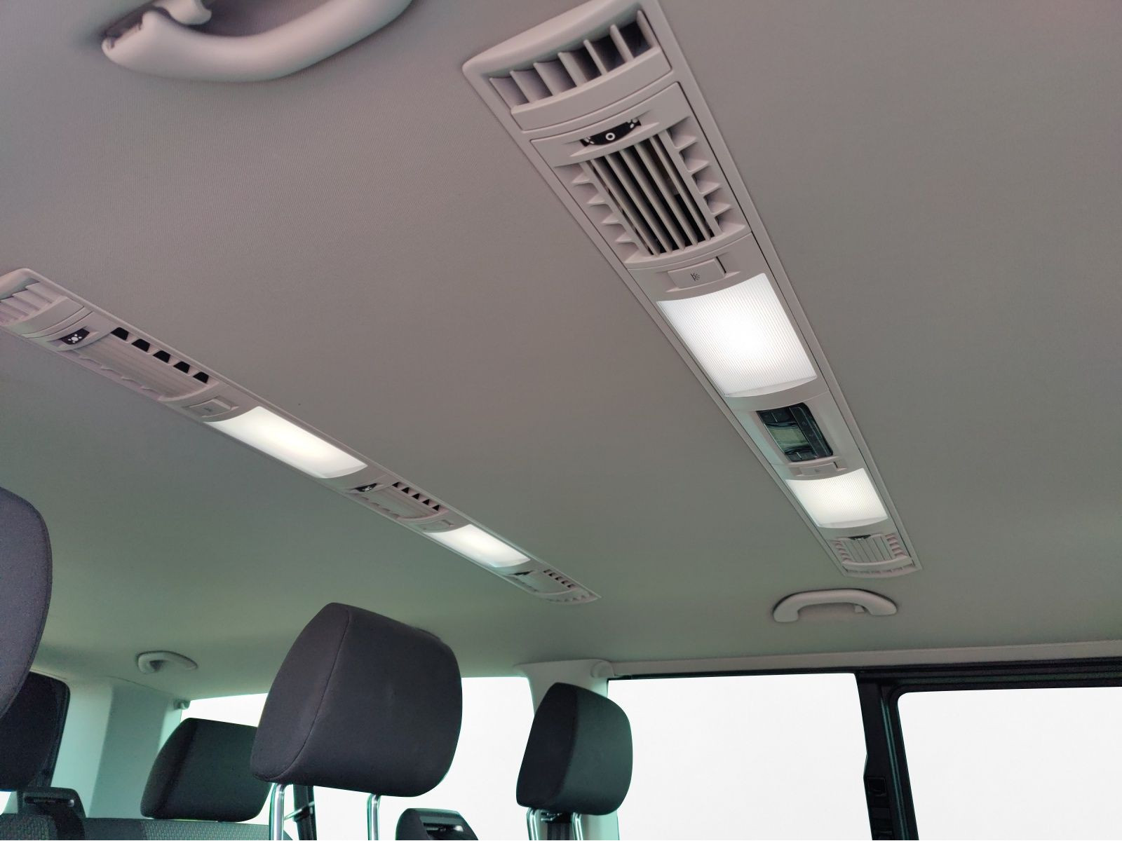 Volkswagen - T6.1 Caravelle_12