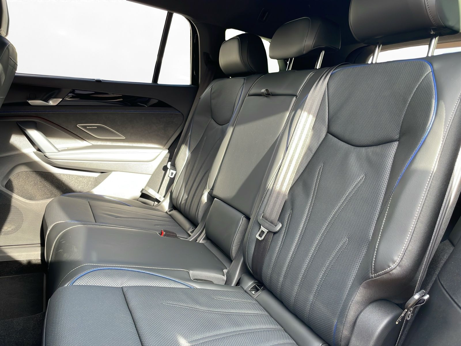 Volkswagen - Tayron_10