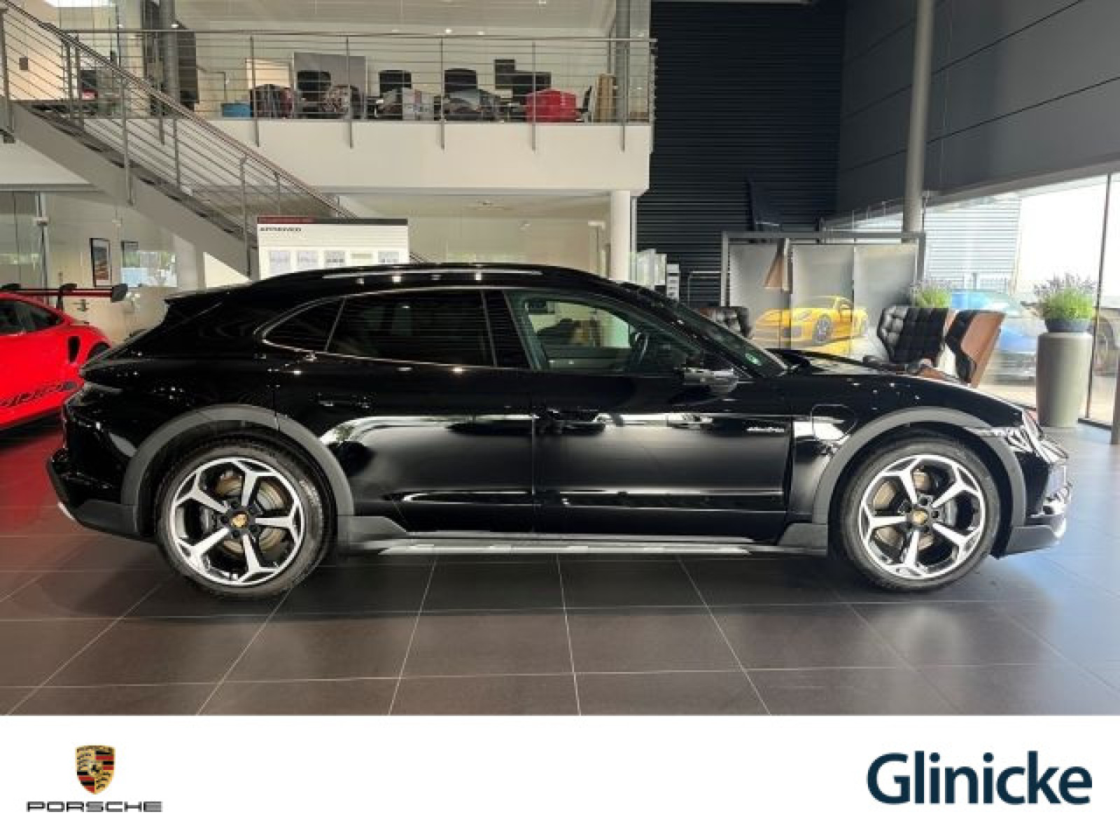 Porsche - Taycan_4