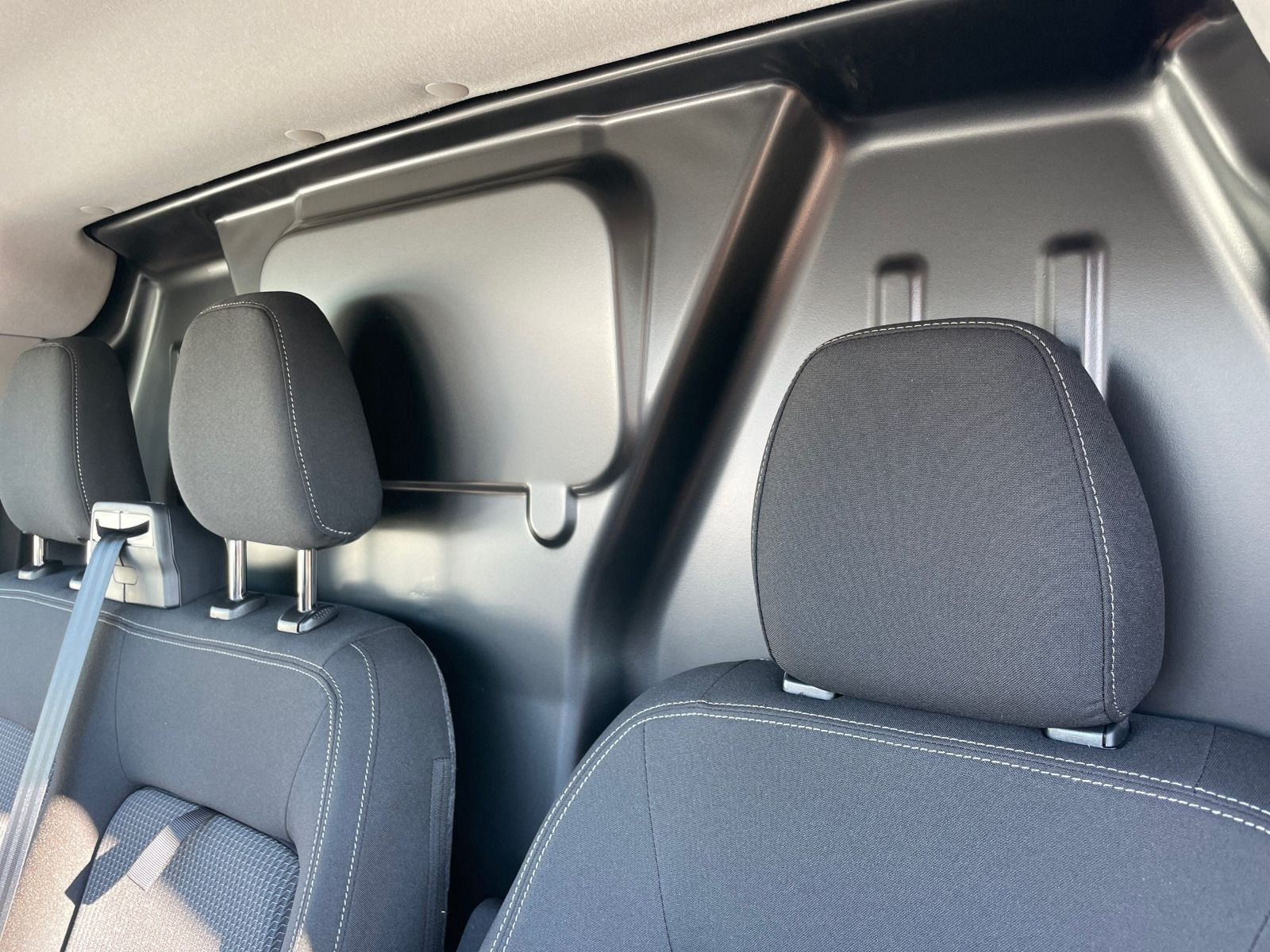 Volkswagen - T7 Transporter_12
