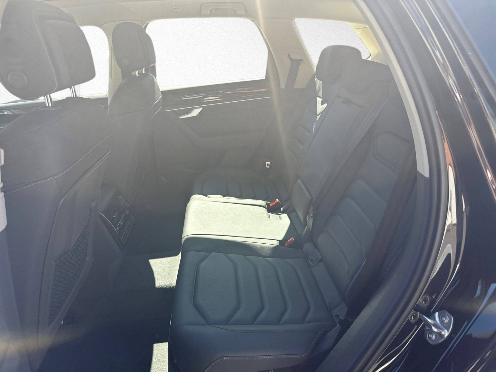 Volkswagen - Touareg_14