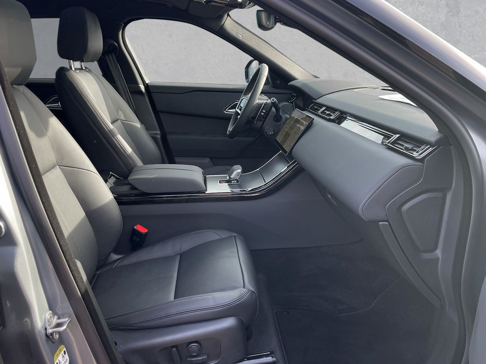 Land Rover - Range Rover Velar_3