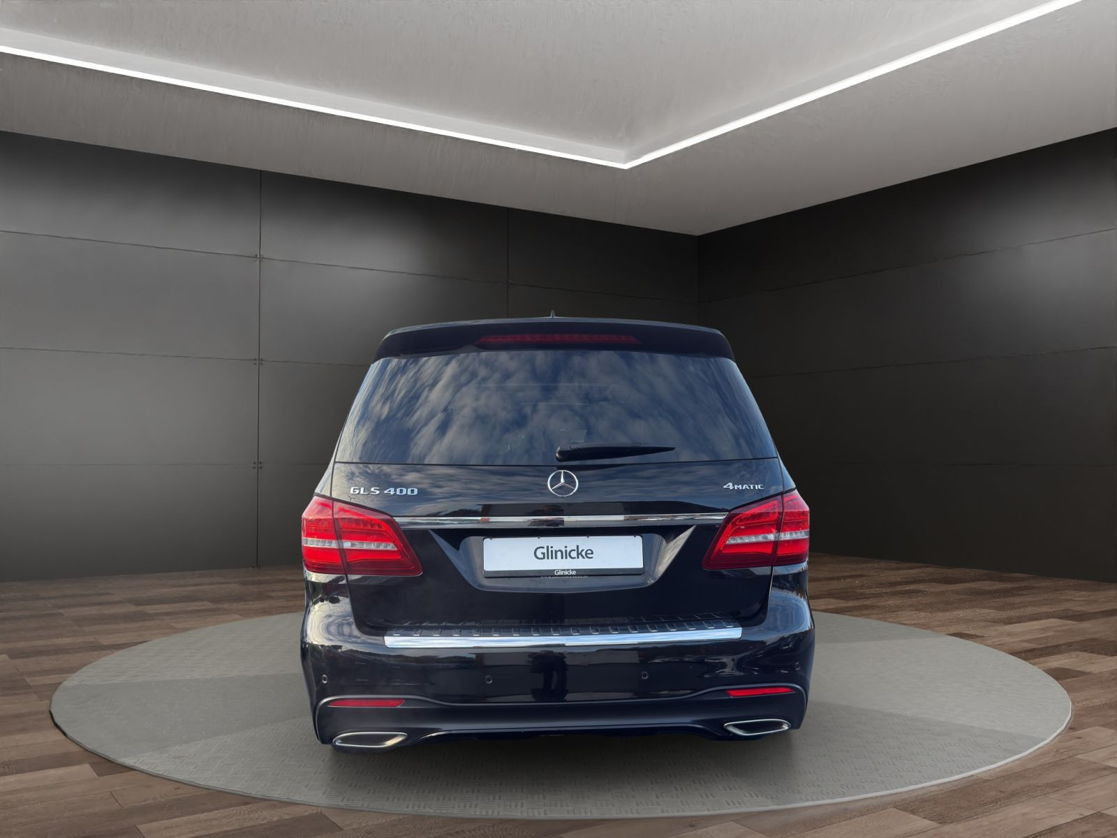 Mercedes-Benz - GLS 400_4