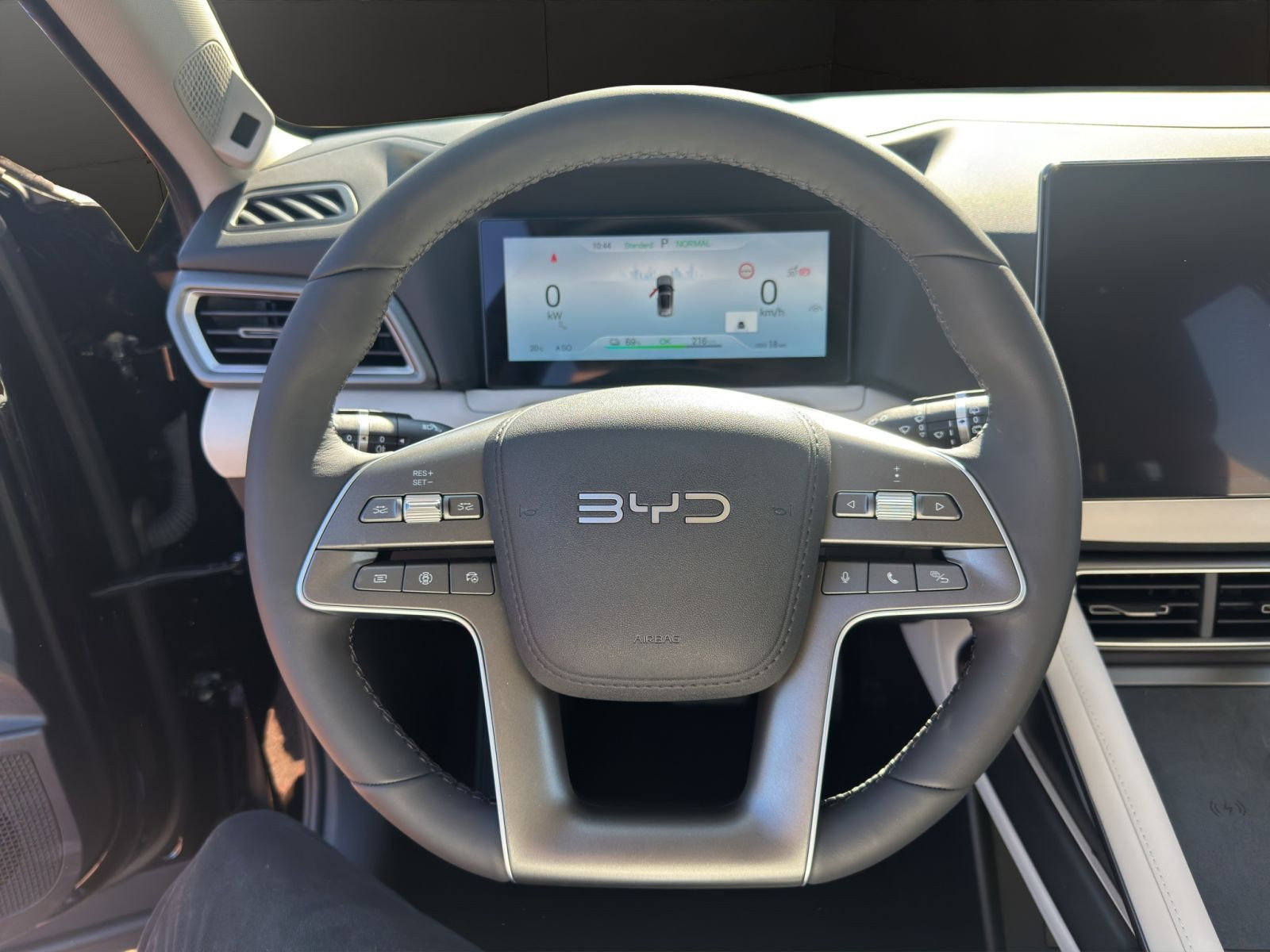 BYD - ATTO 2_10