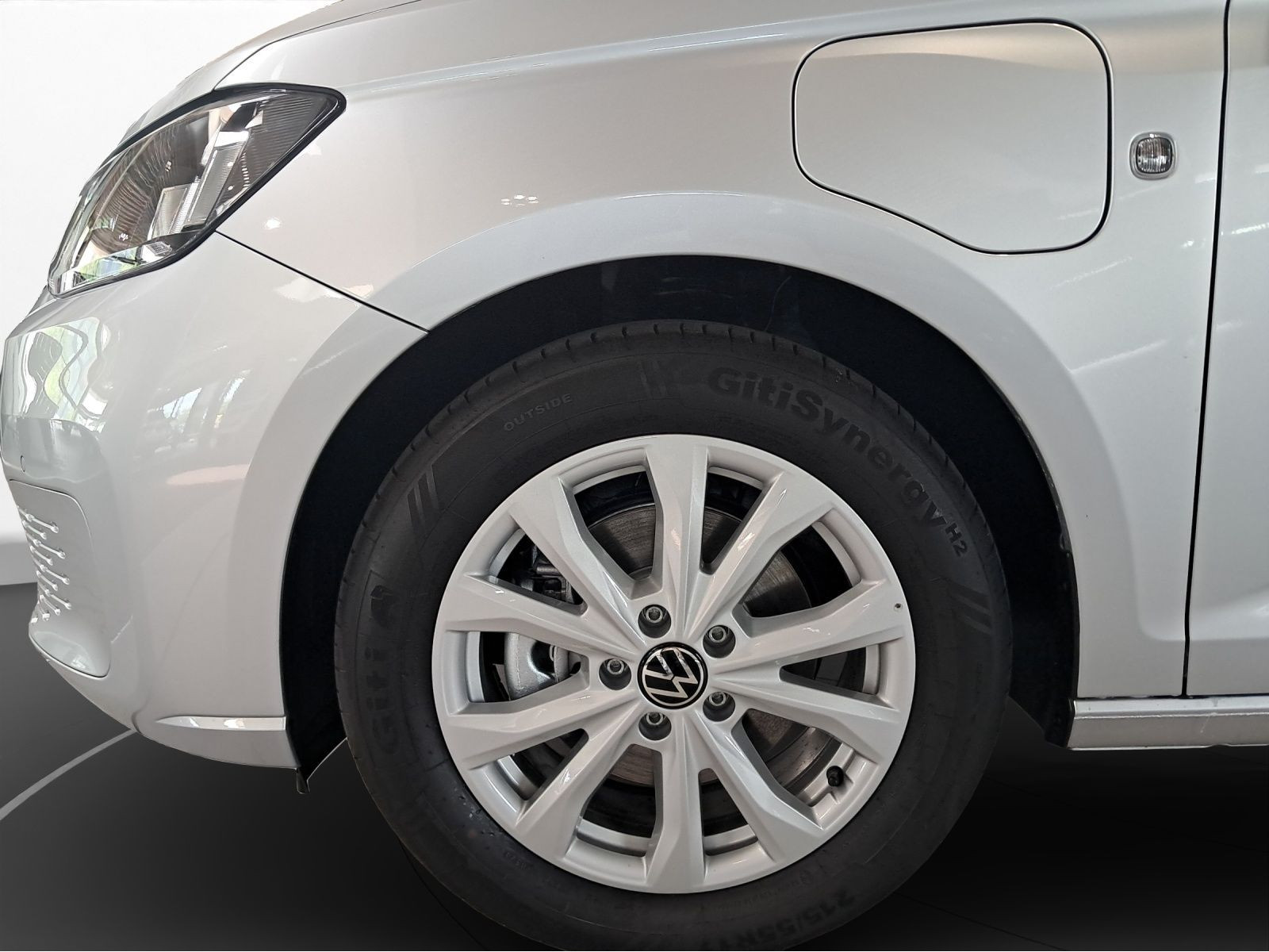 Volkswagen - Caddy_6