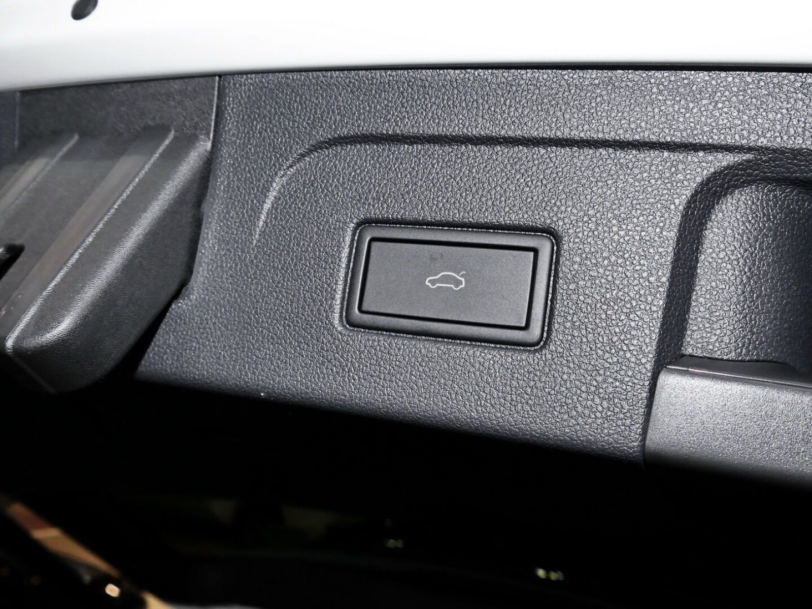 Volkswagen - Touran_11