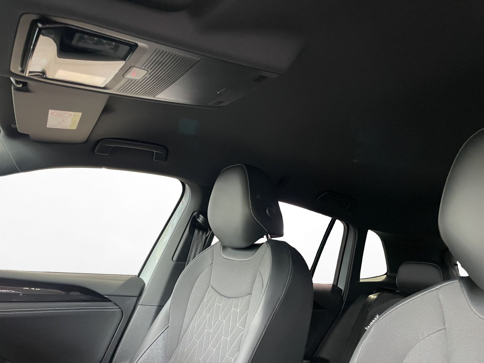 Volkswagen - Tiguan_11