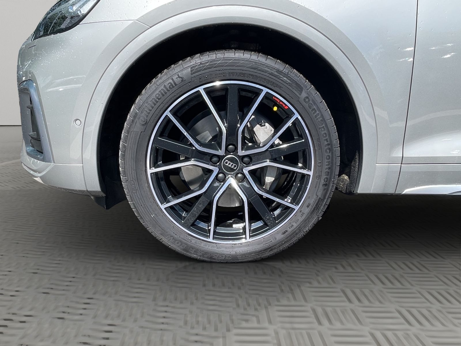 Audi - Q5_19