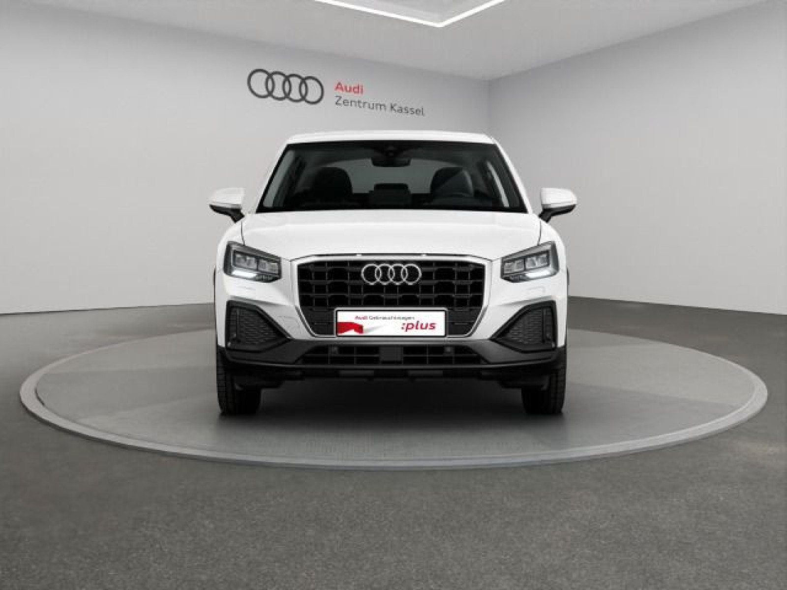 Audi - Q2_6