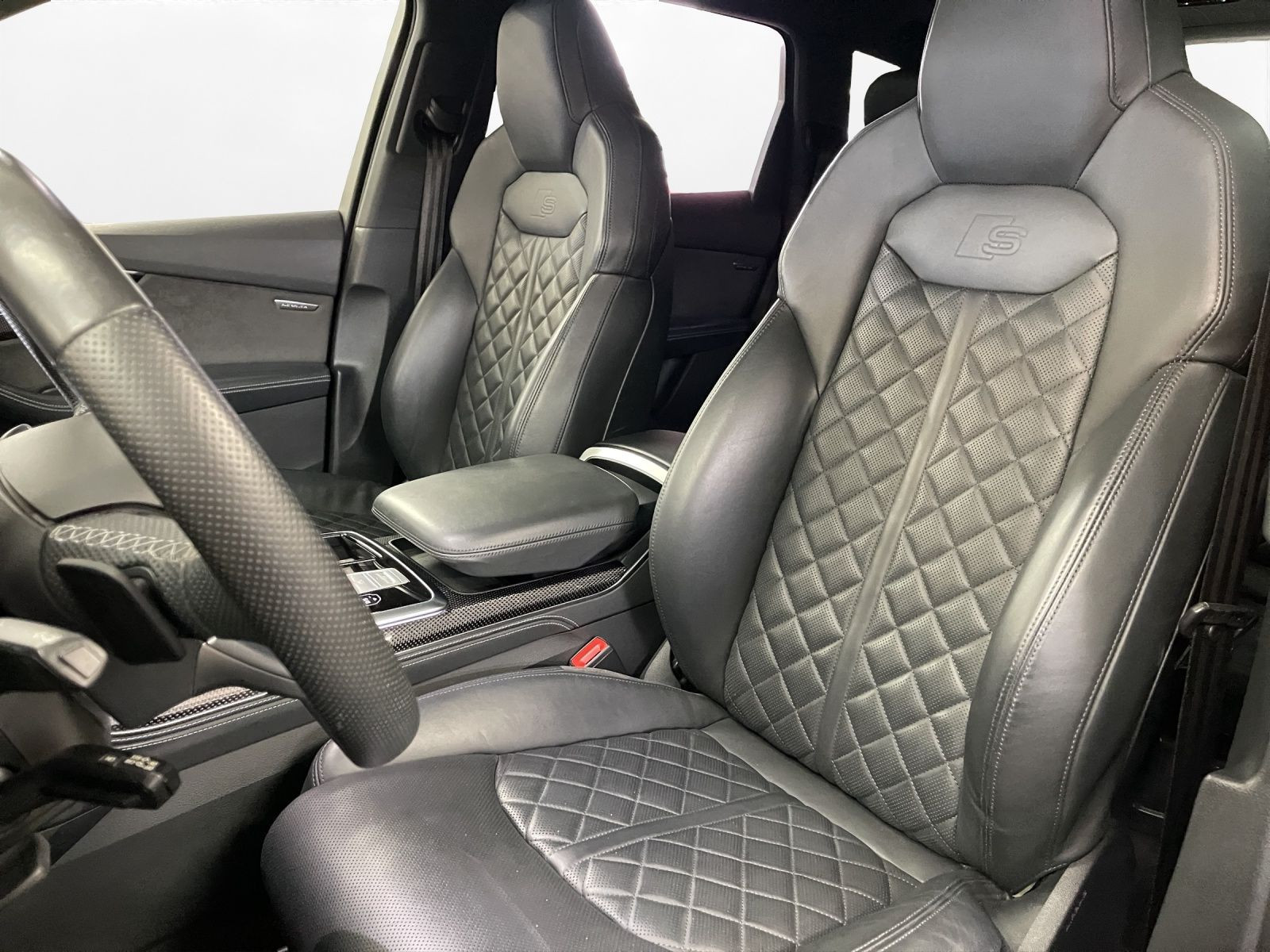 Audi - SQ7_17