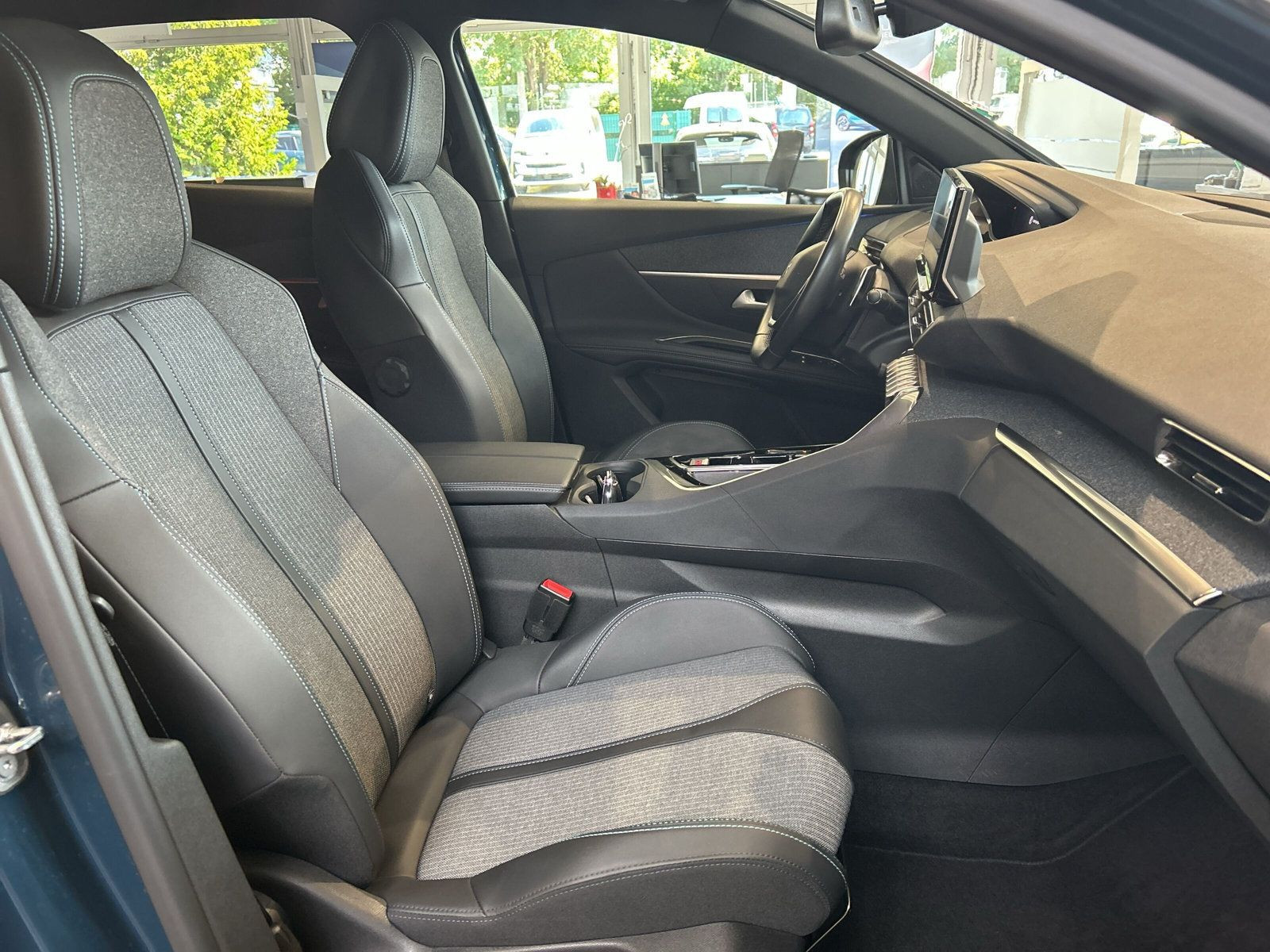 Peugeot - 3008_8