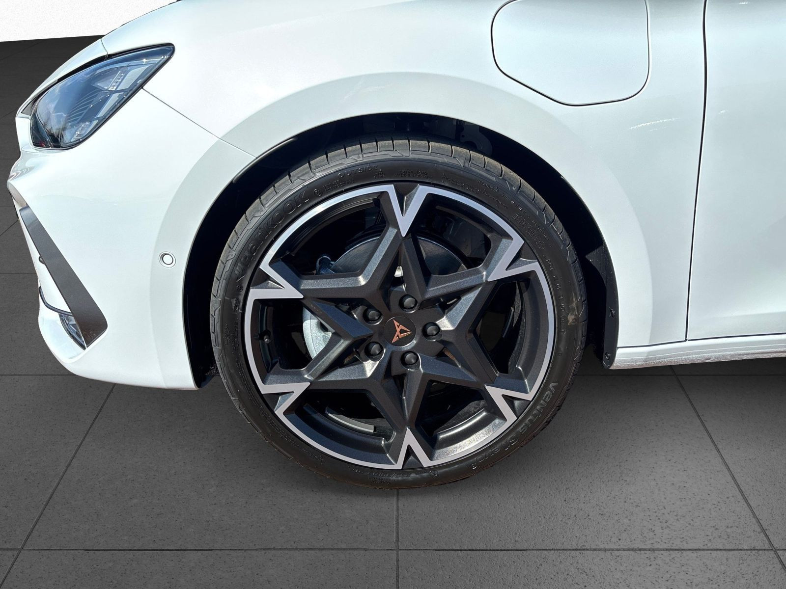 Cupra - Leon_8