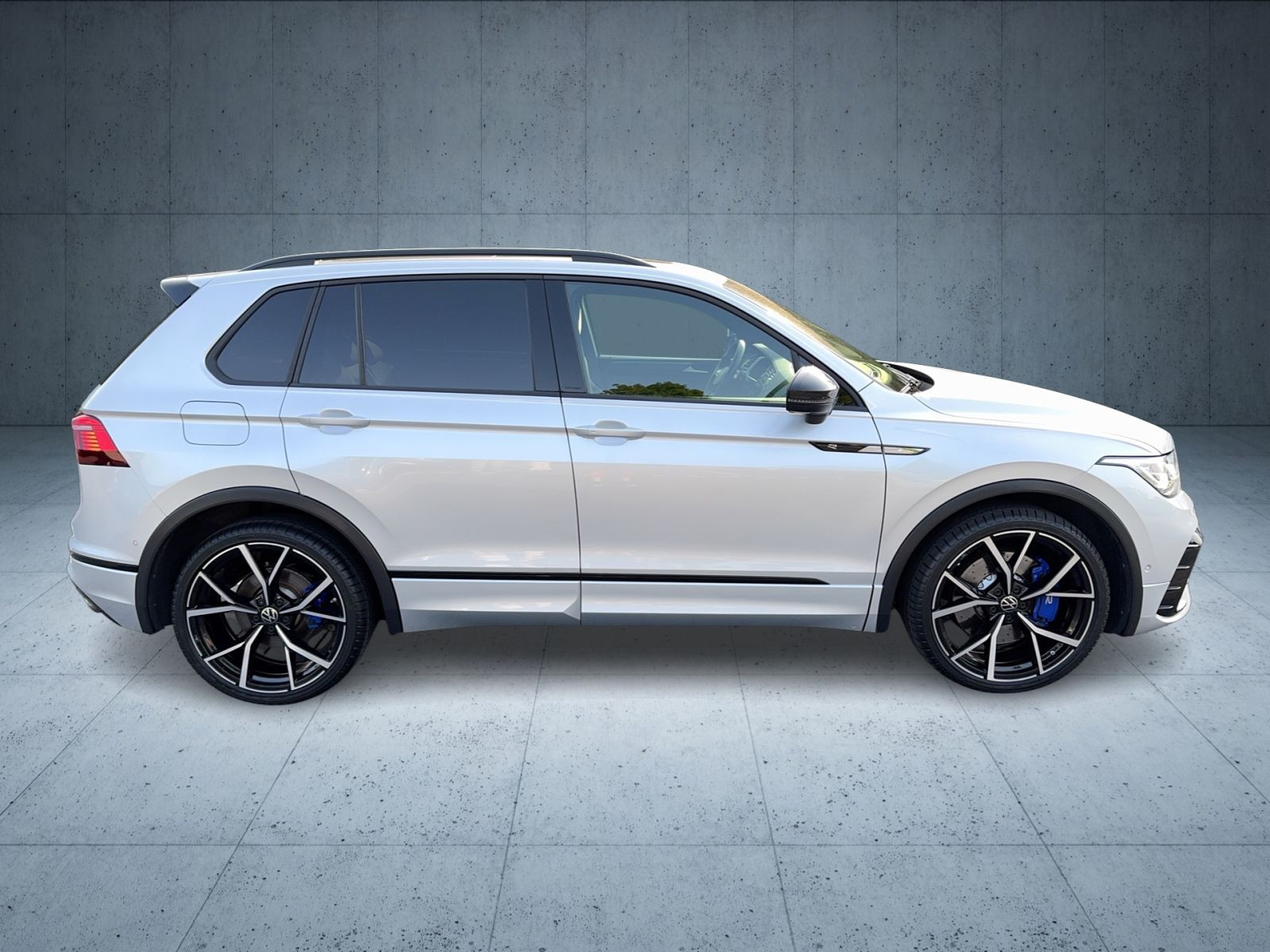 Volkswagen - Tiguan_8