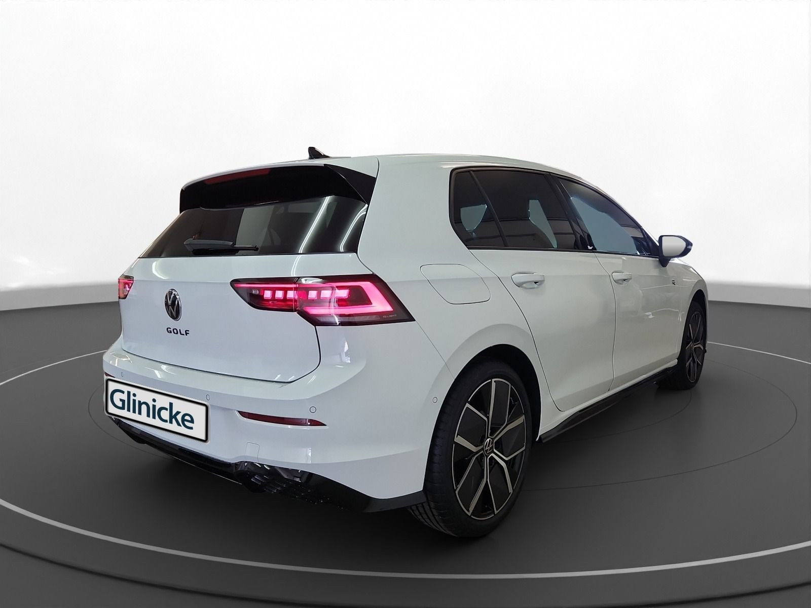 Volkswagen - Golf_4