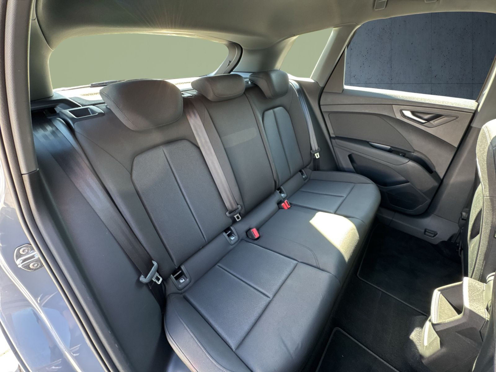 Audi - Q4 e-tron_17 Audi - Q4 e-tron_17