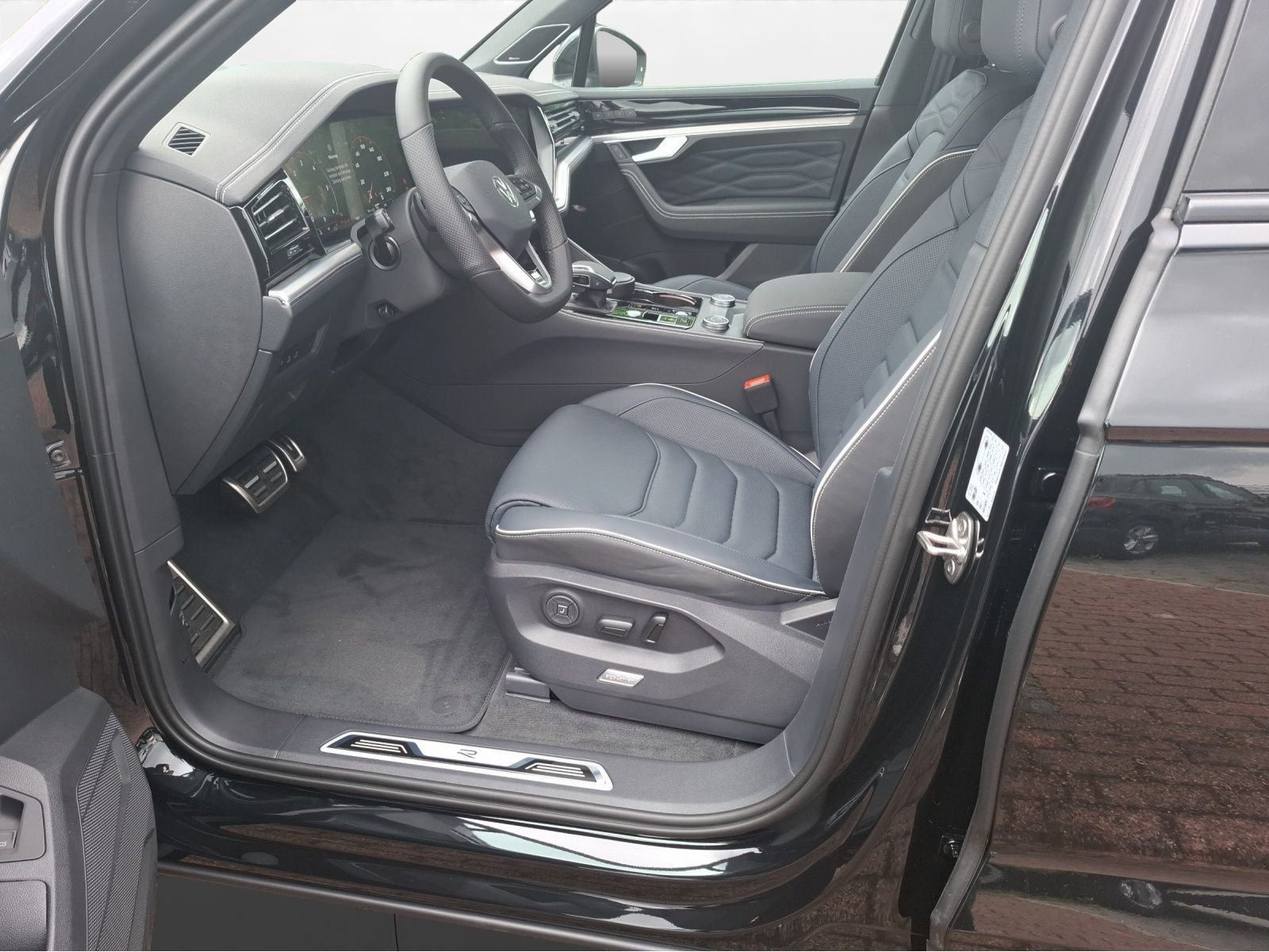 Volkswagen - Touareg_4