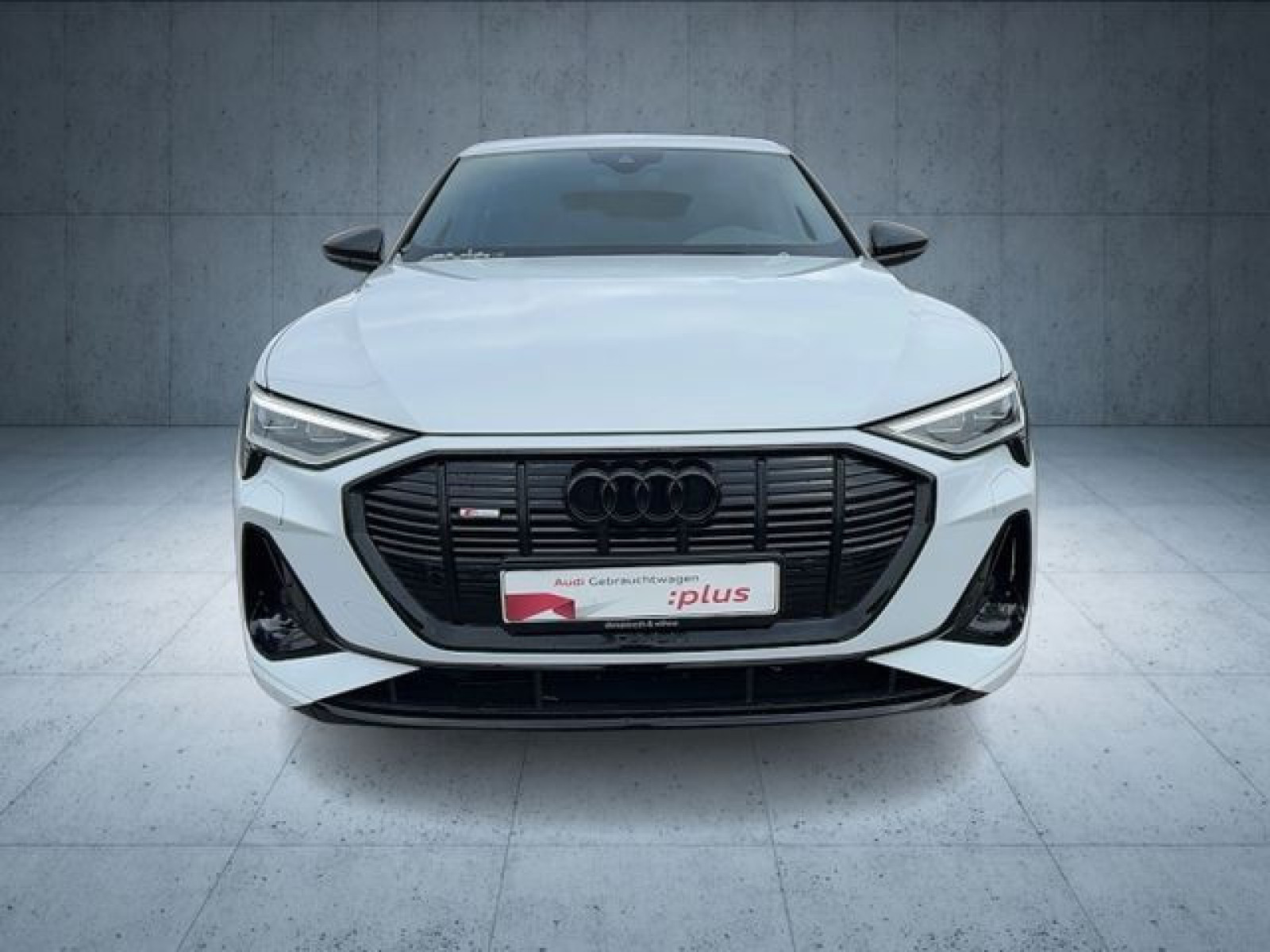 Audi - e-tron Sportback_10