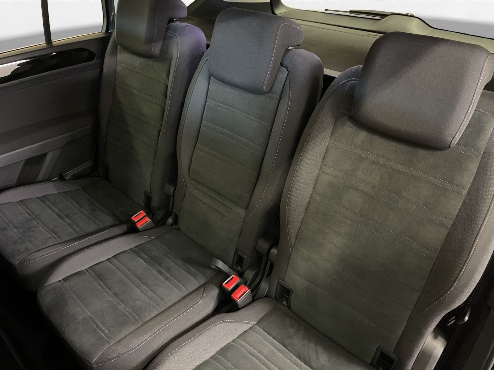 Volkswagen - Touran_18