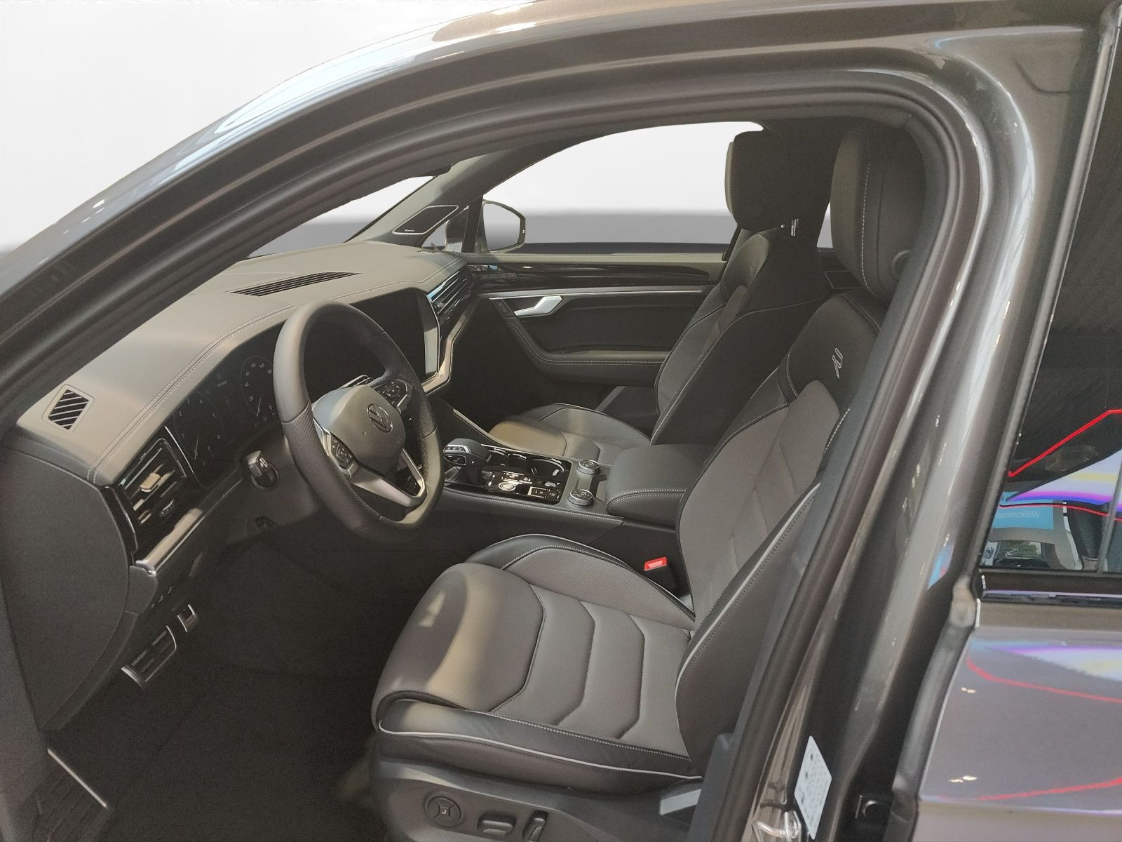 Volkswagen - Touareg_4