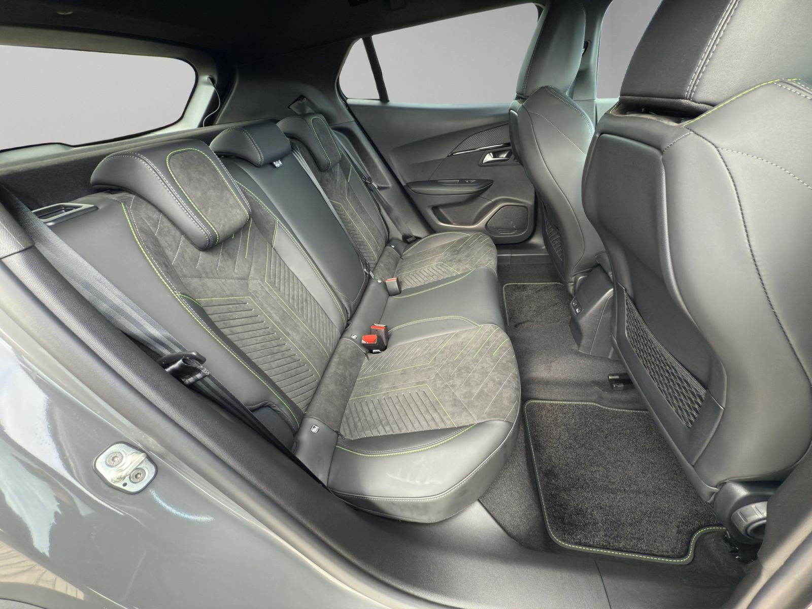Peugeot - 2008_19