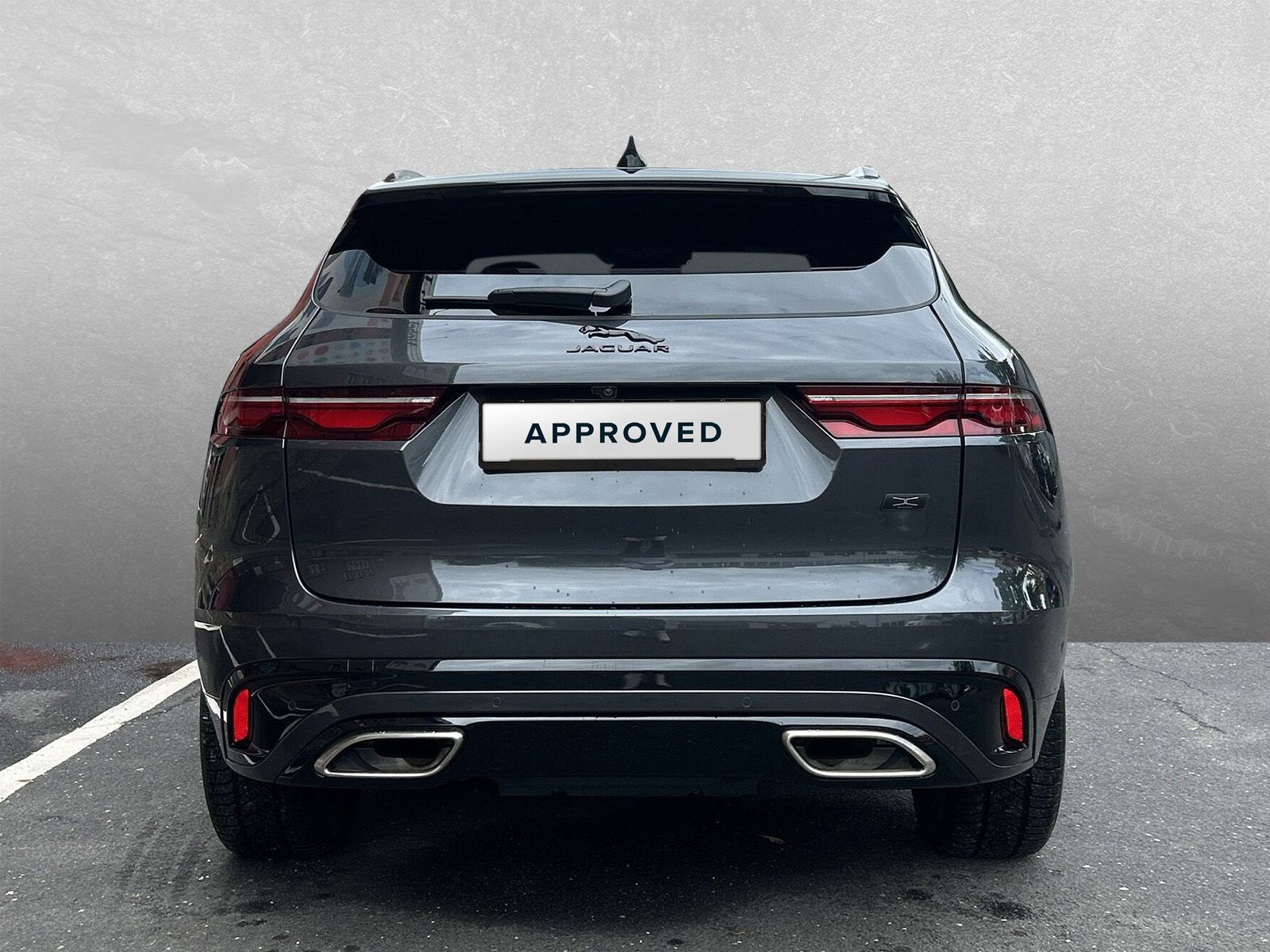 Jaguar - F-Pace_7