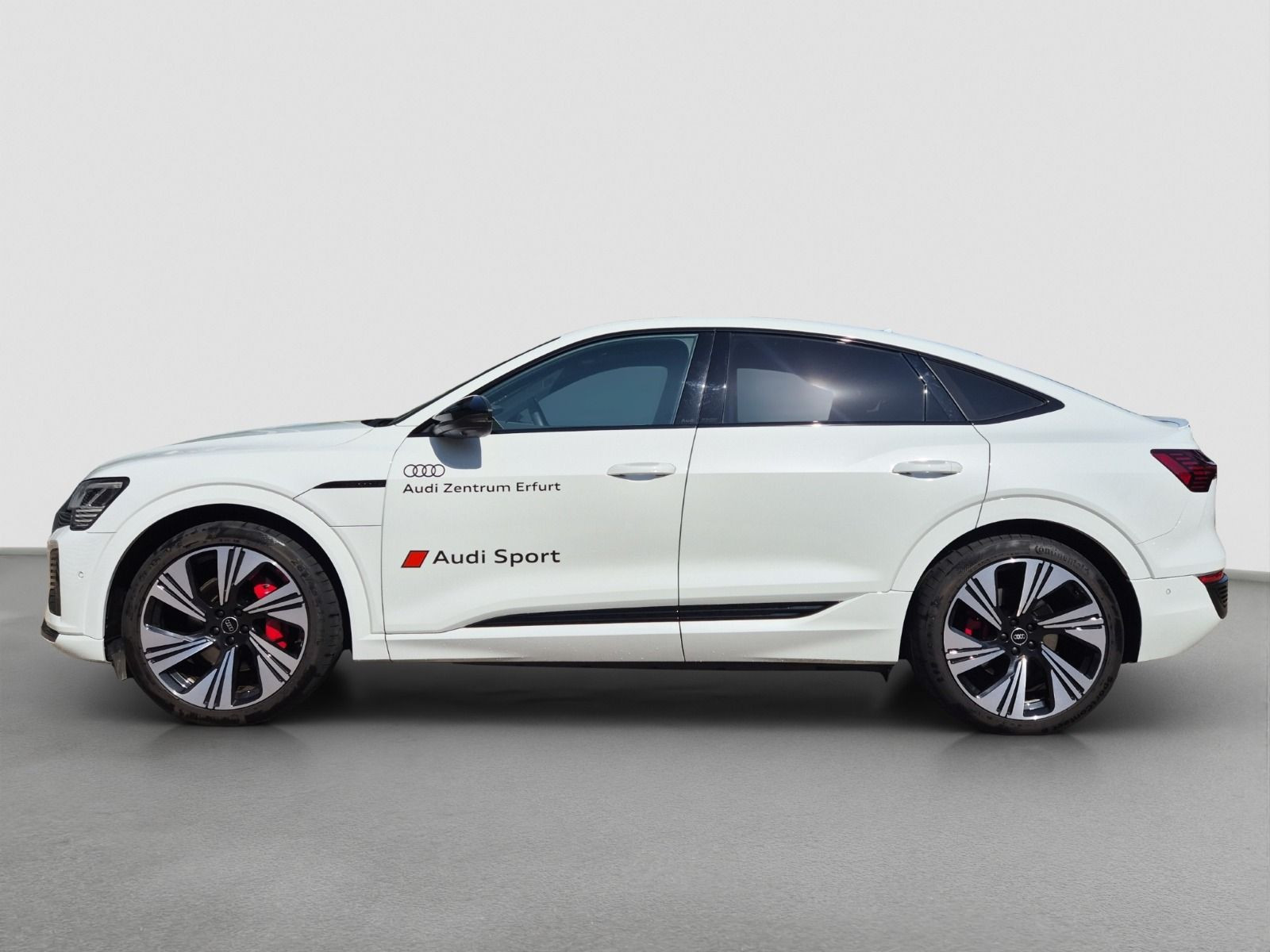 Audi - Q8 e-tron_5