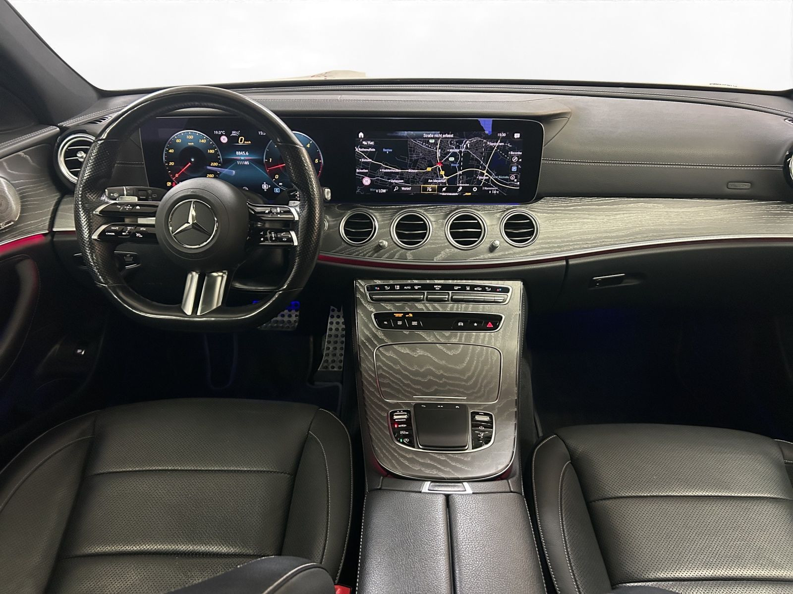 Mercedes-Benz - E 400_20