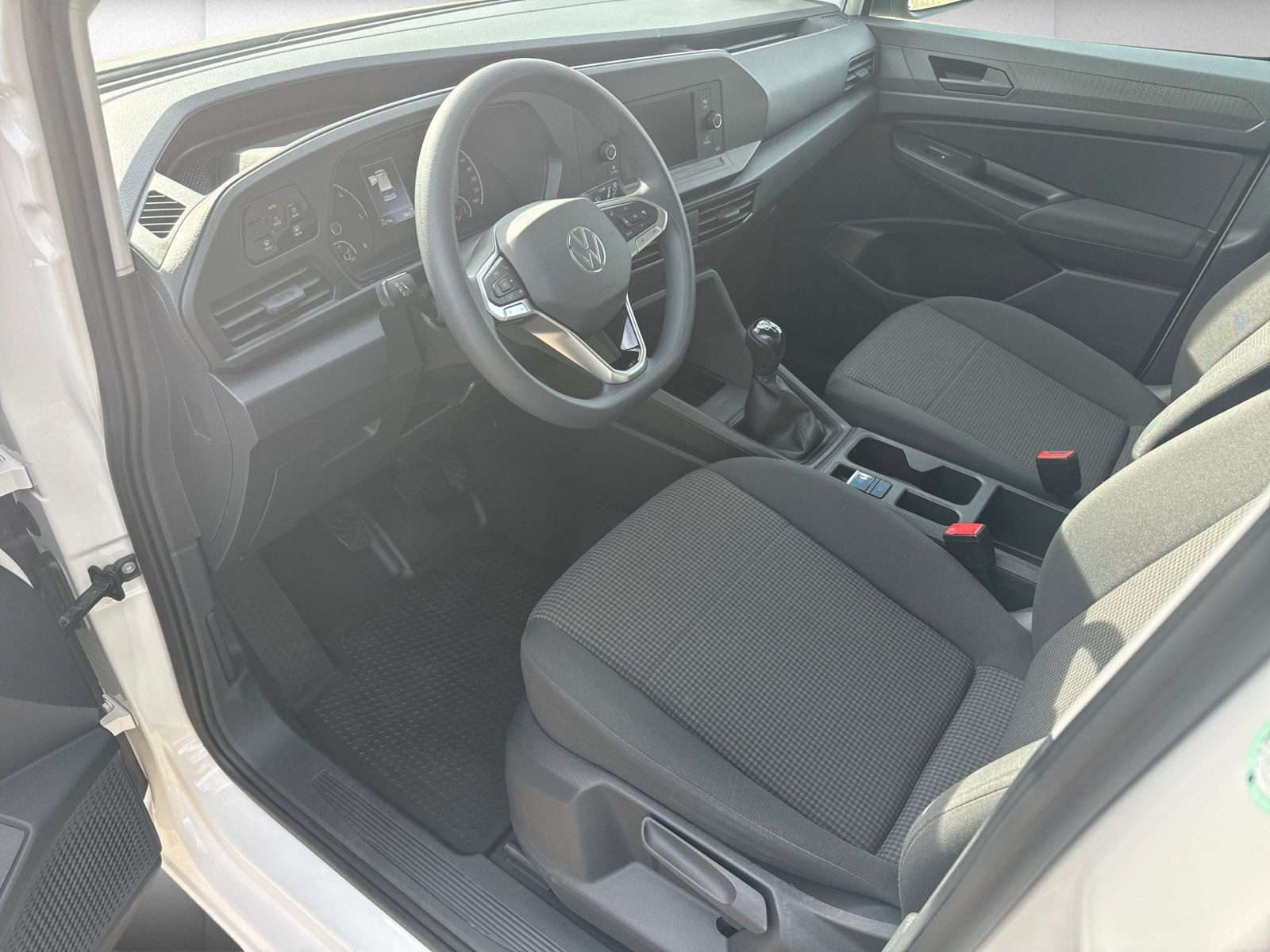 Volkswagen - Caddy_9