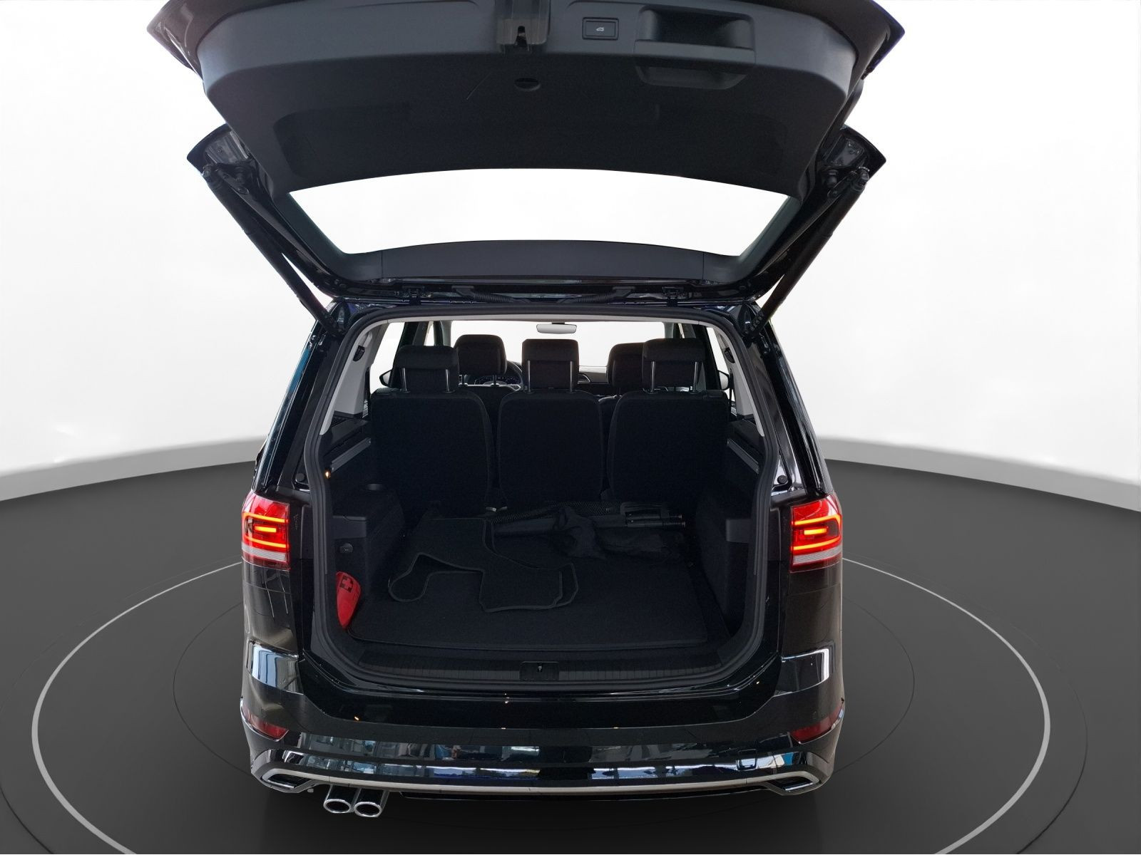 Volkswagen - Touran_10