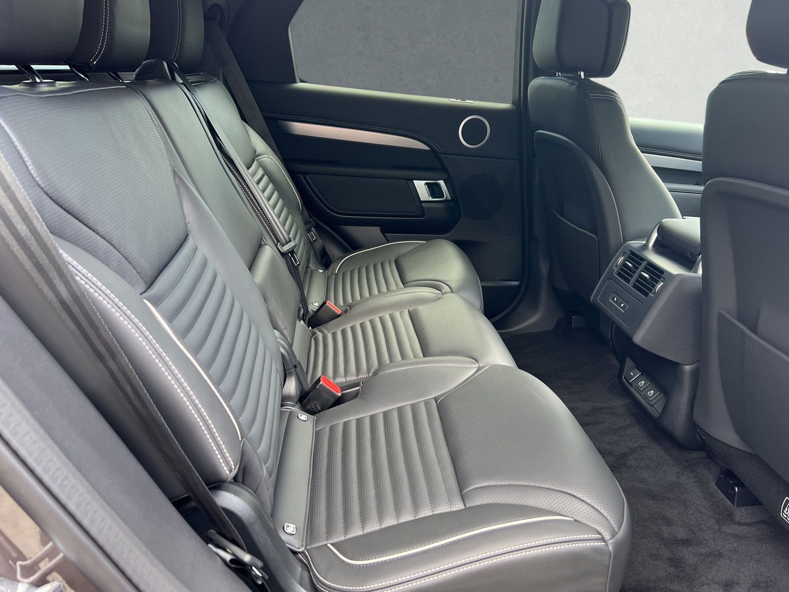 Land Rover - Discovery_5