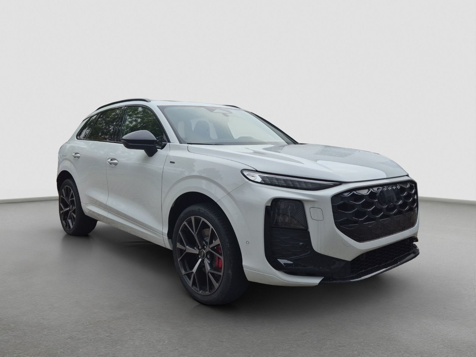 Audi - Q3_10