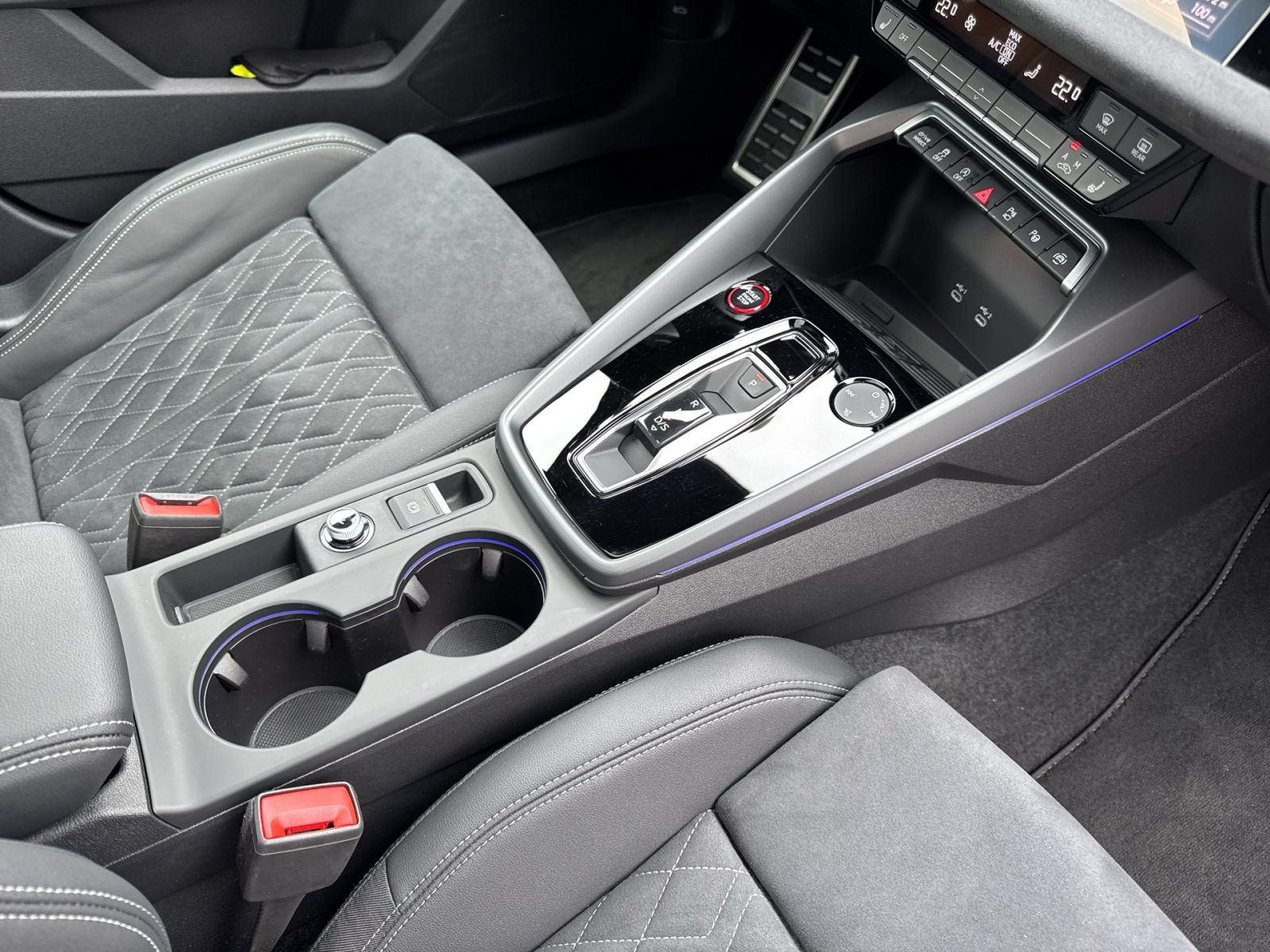 Audi - S3 Limousine_29