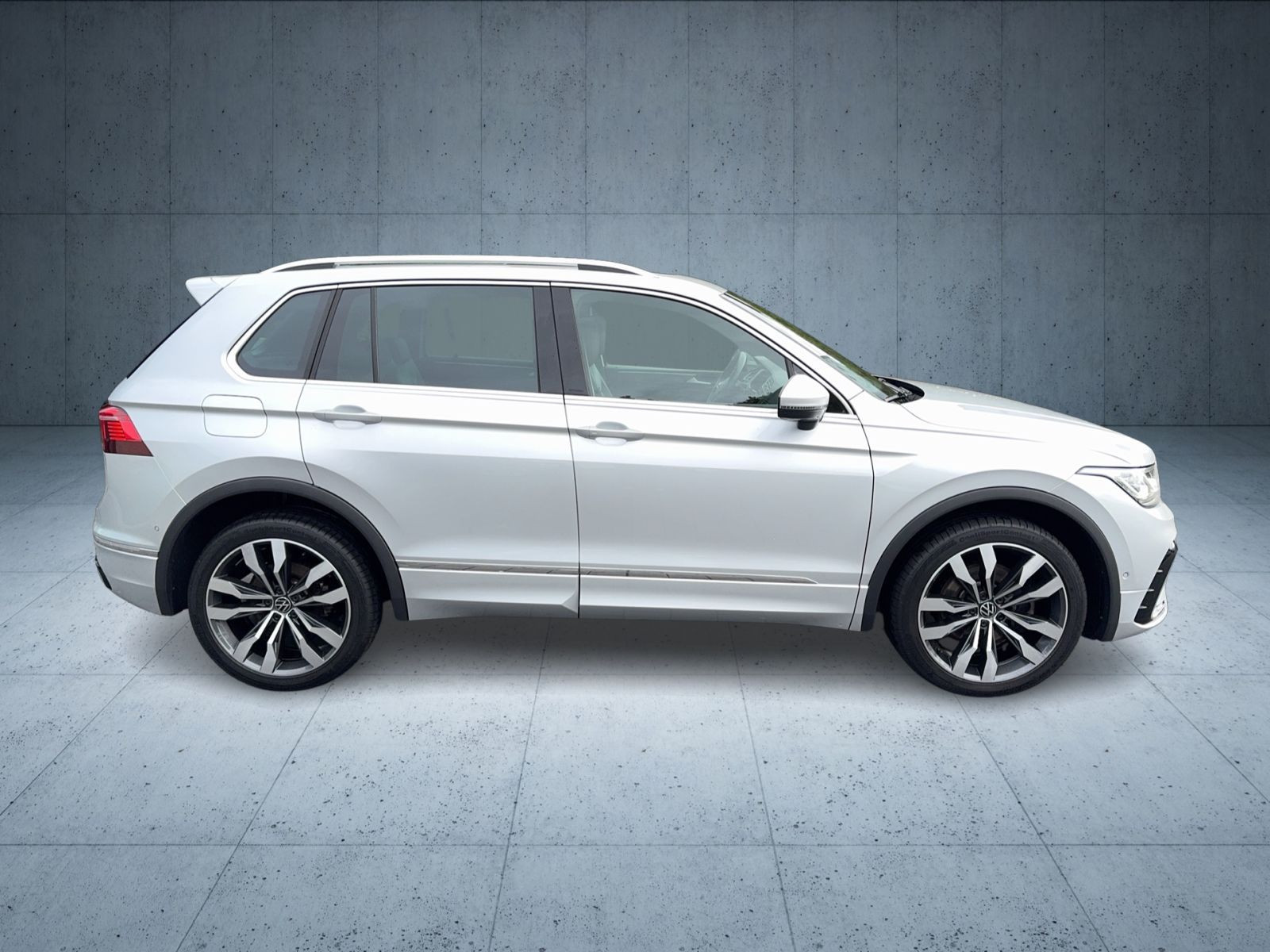 Volkswagen - Tiguan_8