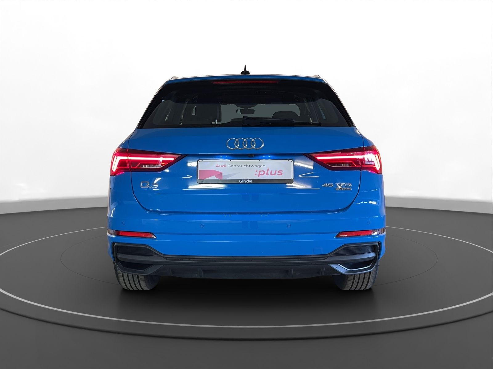 Audi - Q3_5