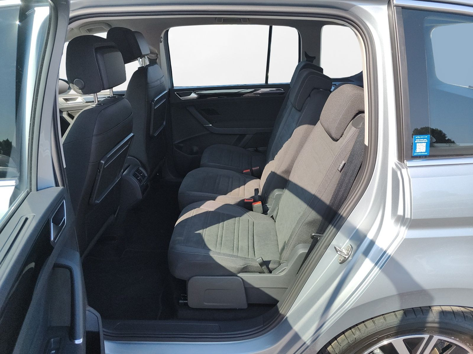 Volkswagen - Touran_6