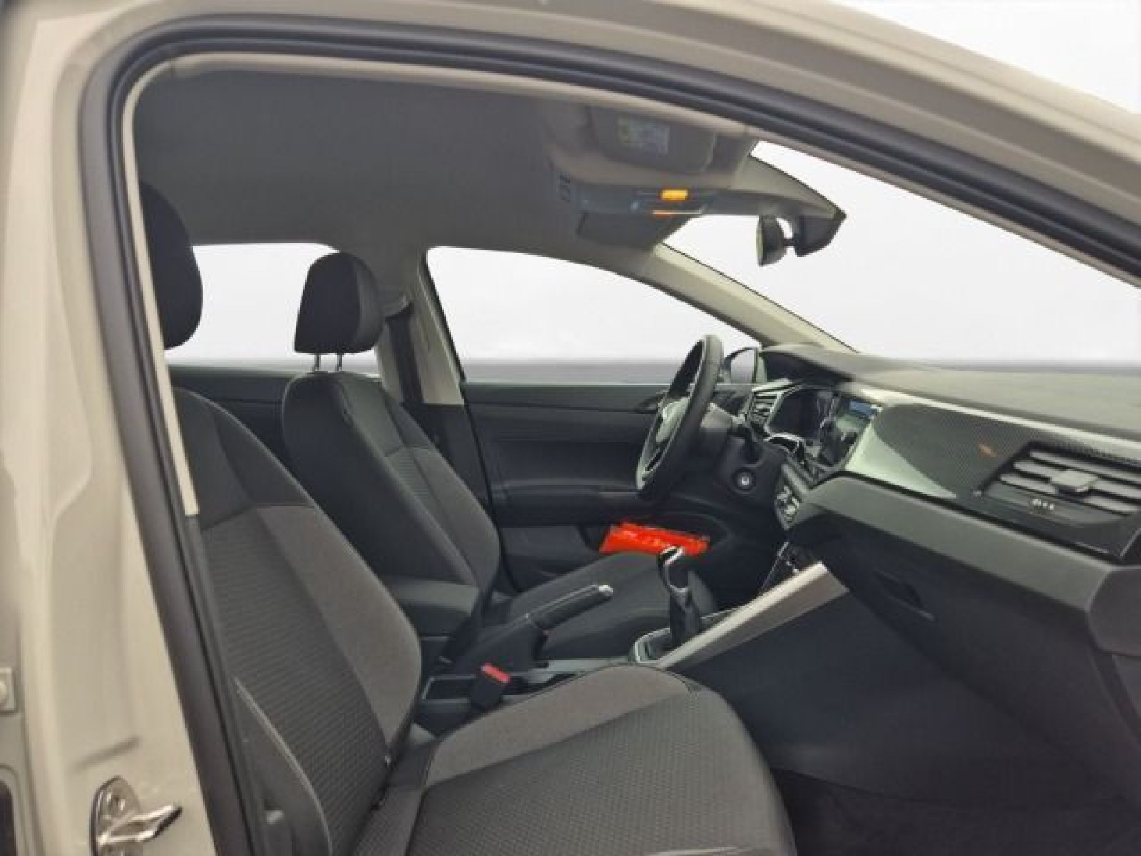 Volkswagen - Polo_12