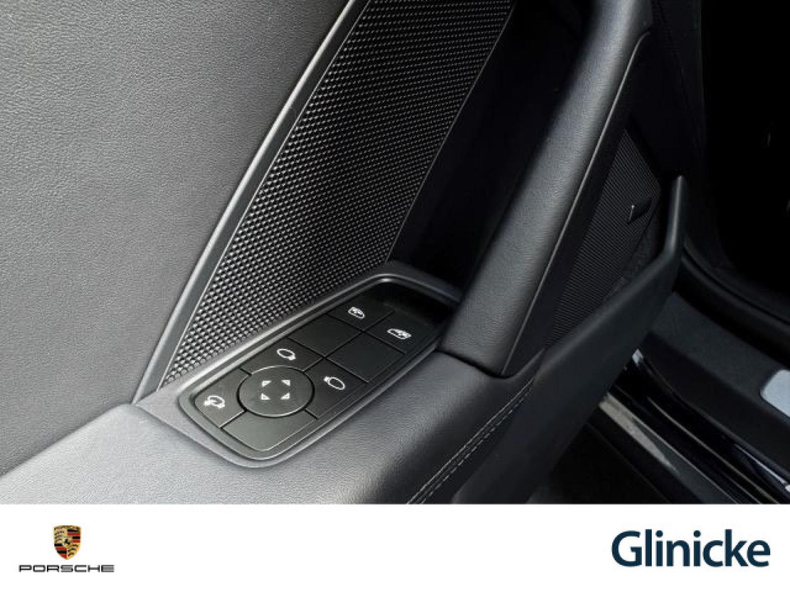 Porsche - 992_37 Porsche - 992_37