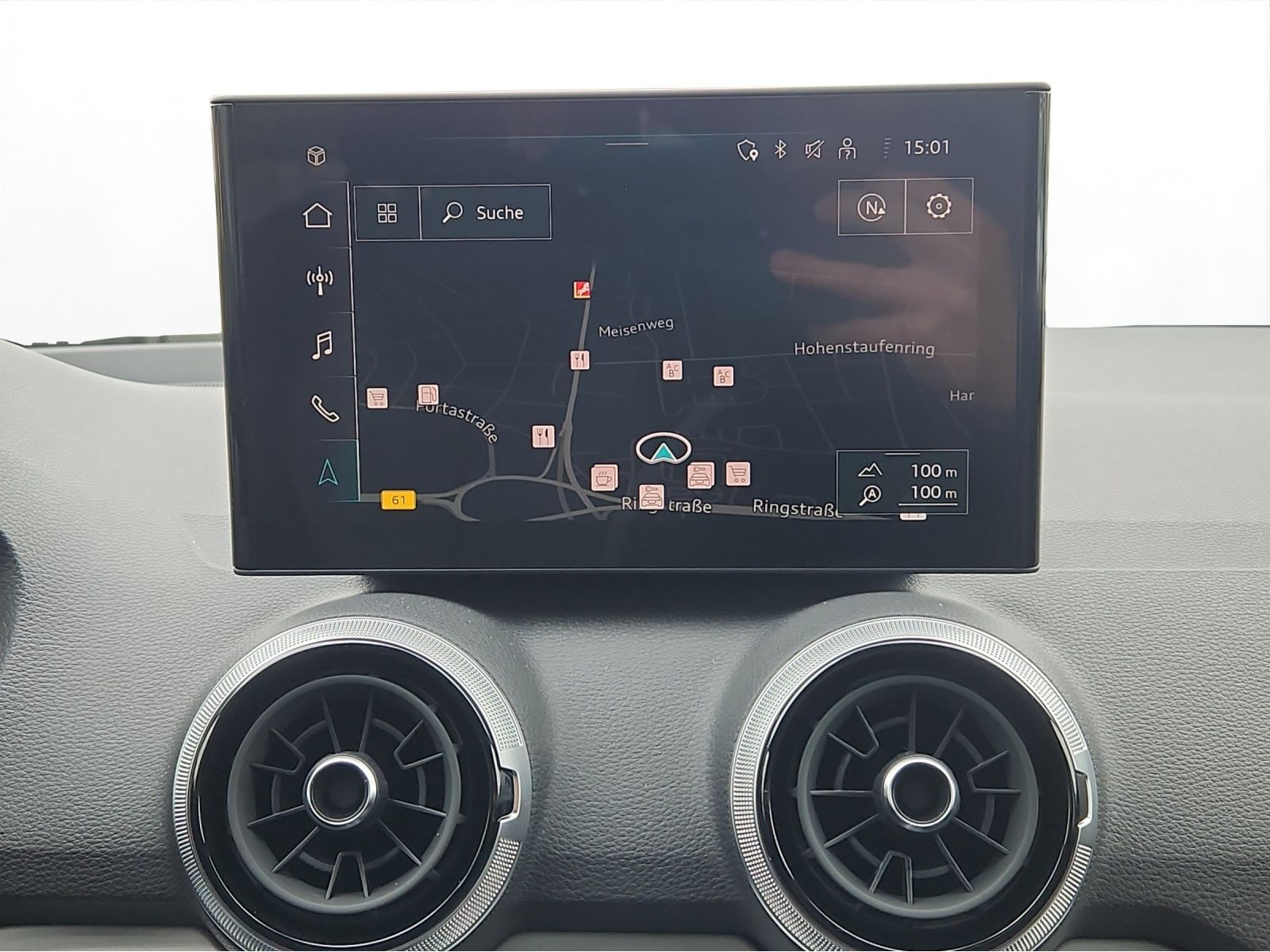 Audi - Q2_19