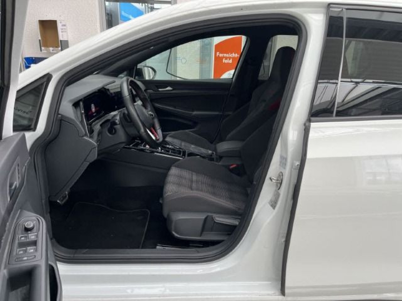 Volkswagen - Golf GTI_5