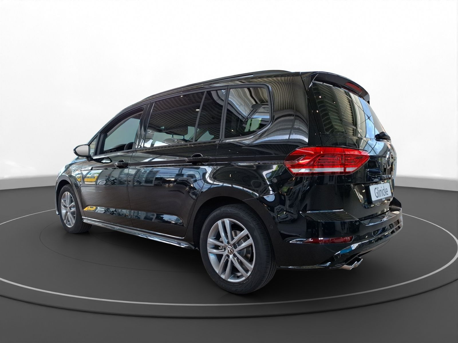 Volkswagen - Touran_8
