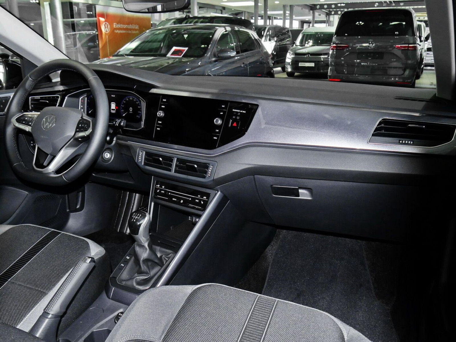 Volkswagen - Polo_4