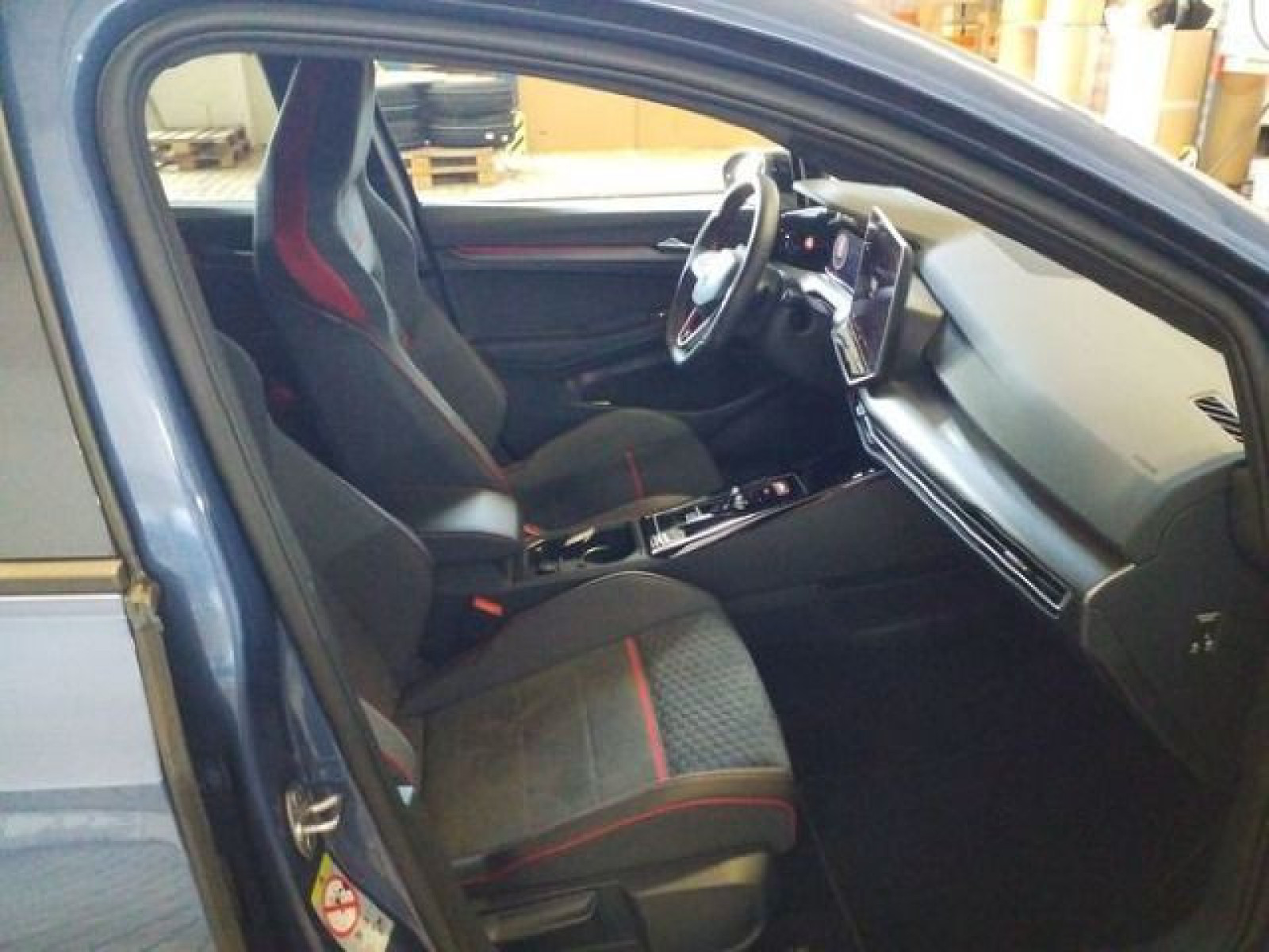 Volkswagen - Golf GTI_6