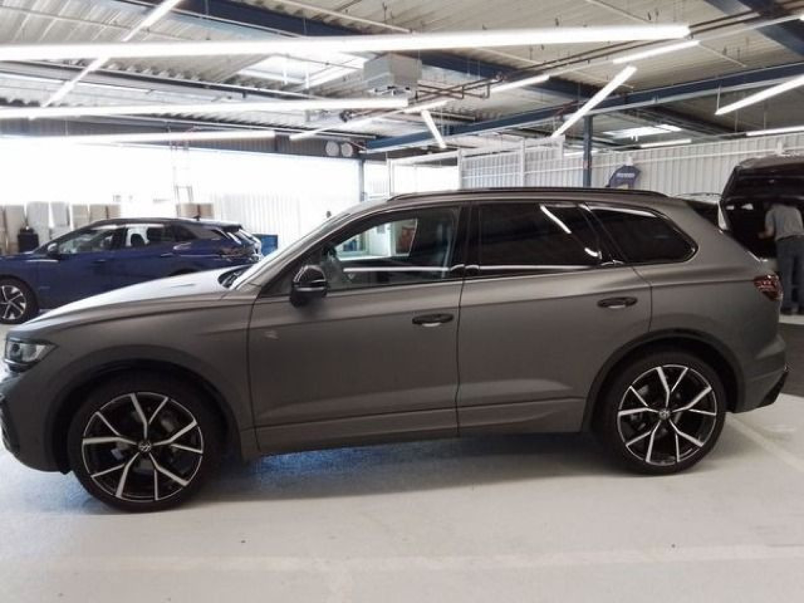 Volkswagen - Touareg_4