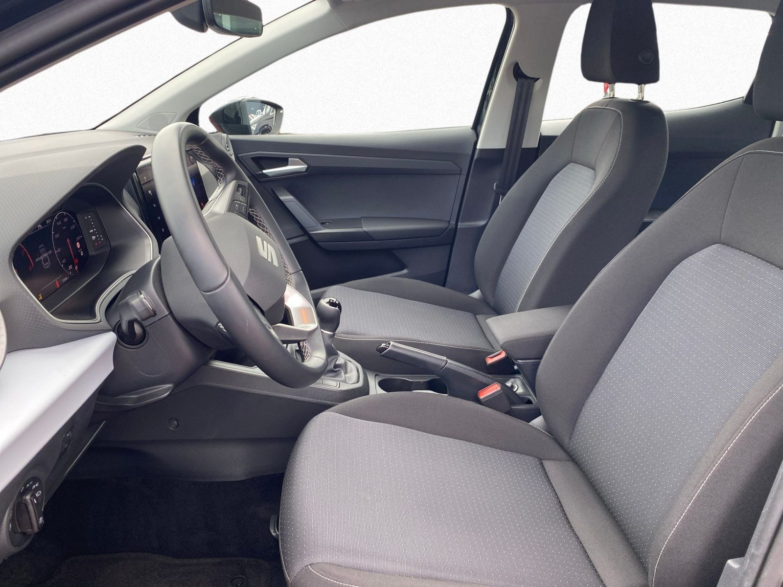 Seat - Ibiza_10