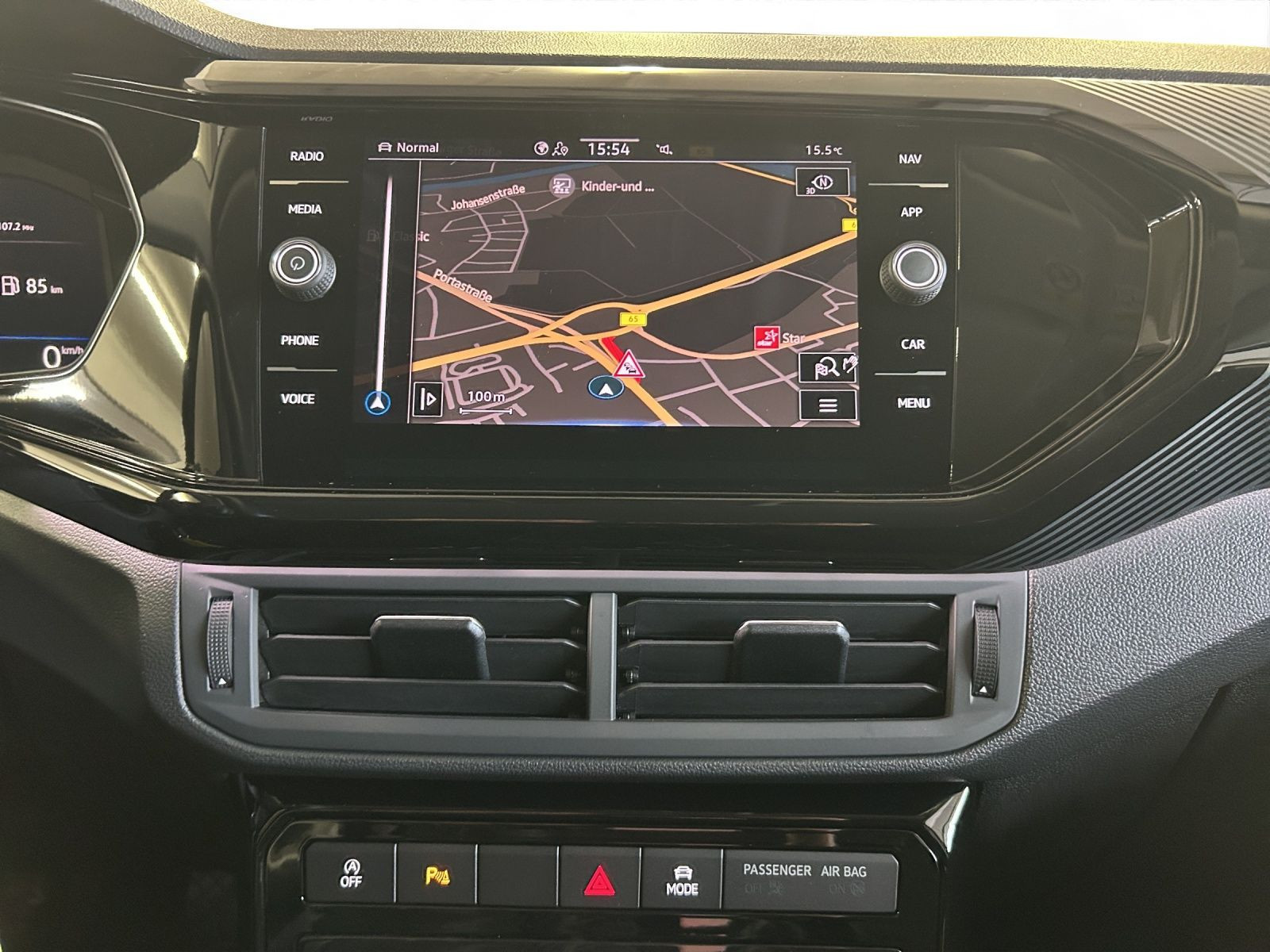 Volkswagen - T-Cross_10