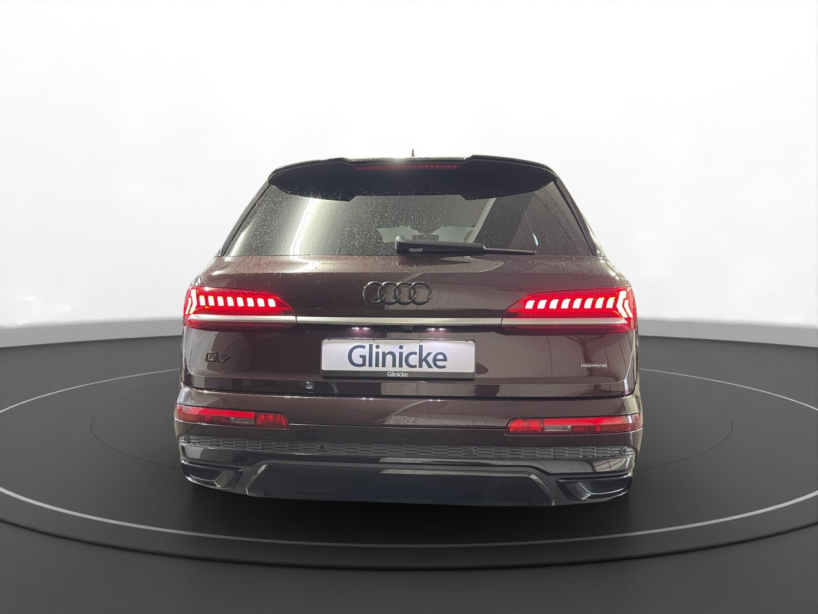 Audi - Q7_5