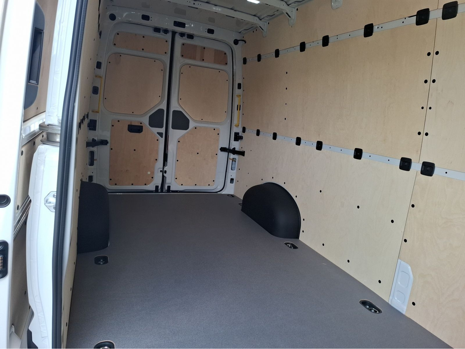 Volkswagen - Crafter_4