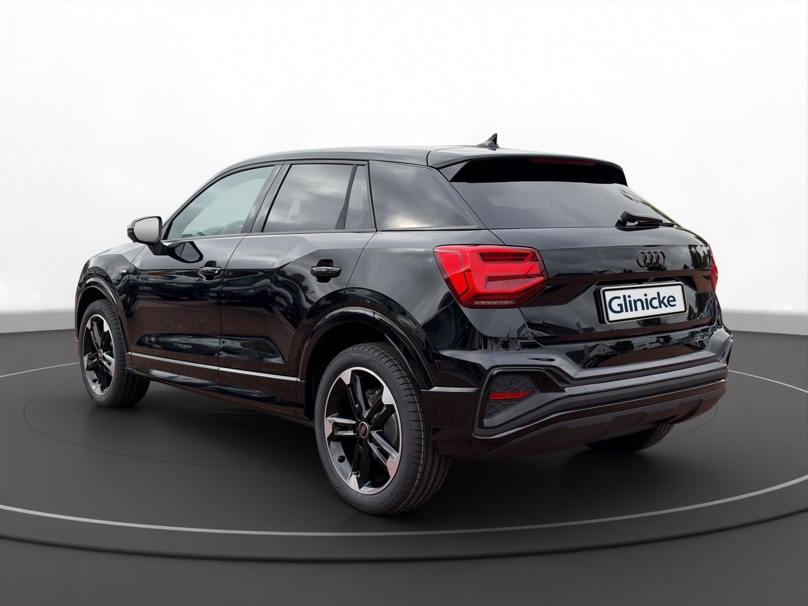 Audi - Q2_10