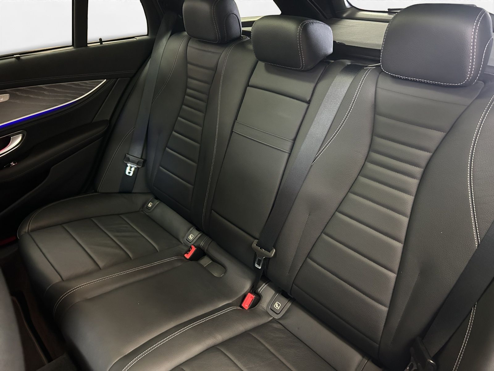 Mercedes-Benz - E 400_18