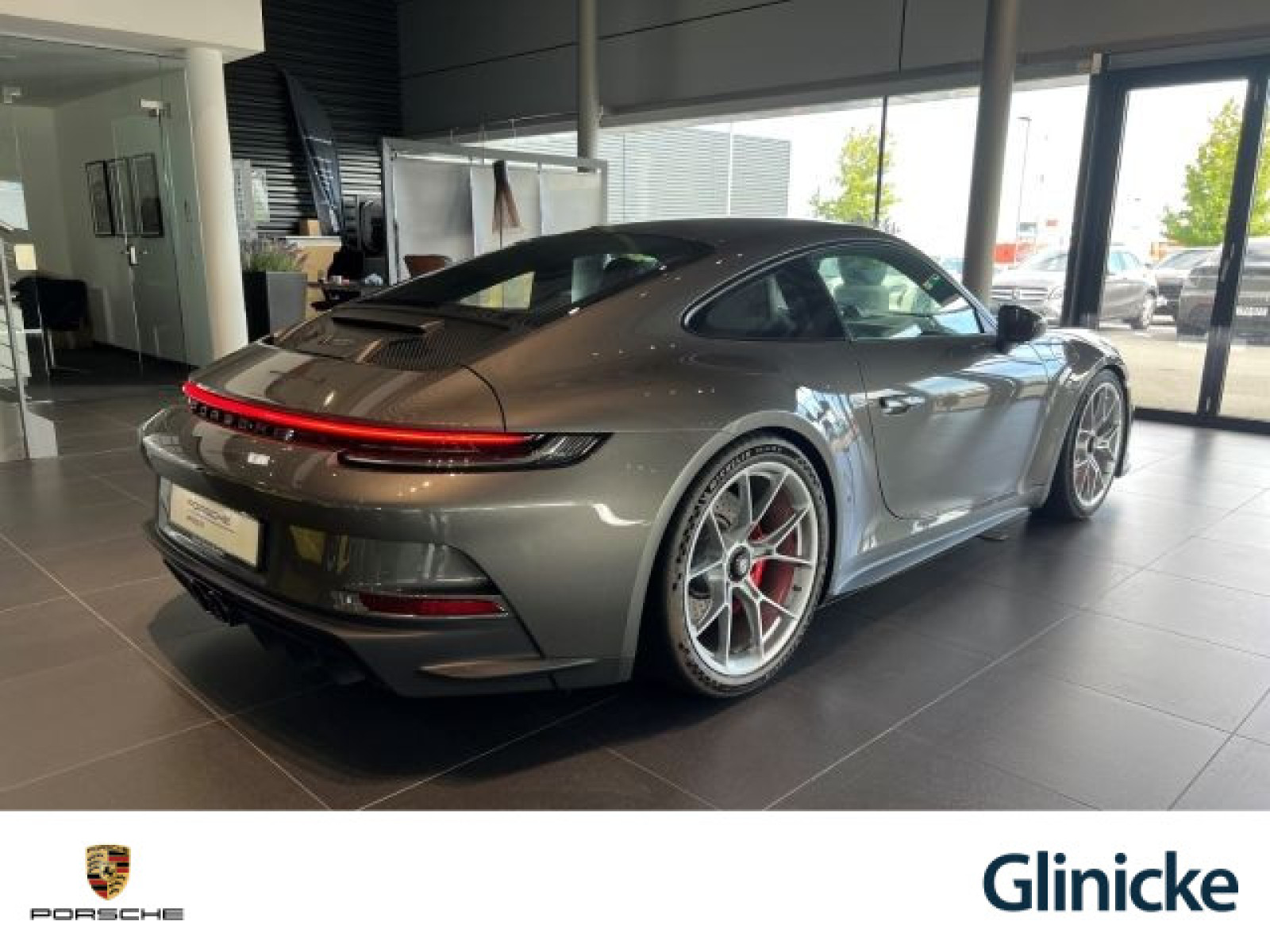 Porsche - 992_5